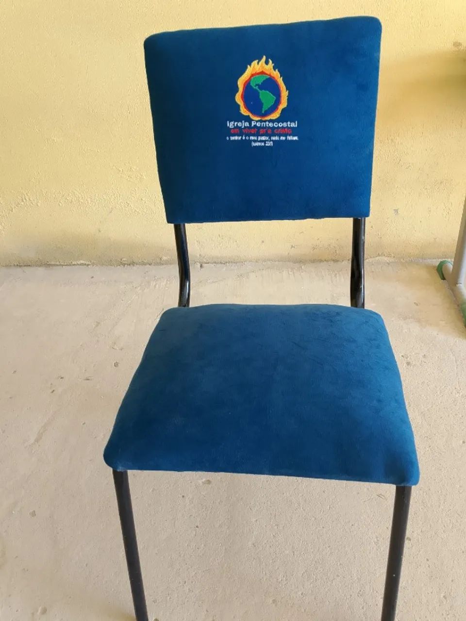 Cadeira acolchoado 200$ - Foto 3