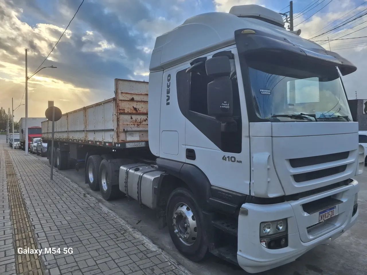 Iveco stralis 2011 com grade baixa ls - Foto 2