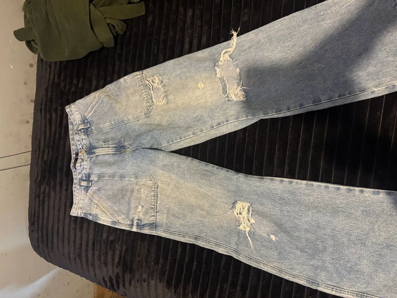 Roupas praticamente novas  - Foto 2