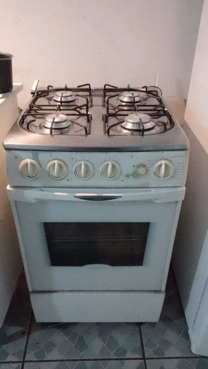 Fogão 4 bocas elétrico Brastemp 