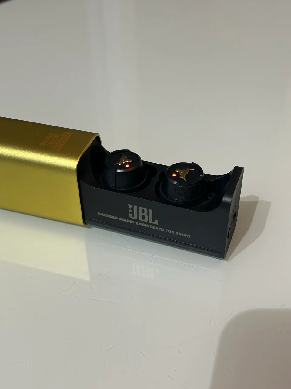 Fone JBL Under Armour The Rock - Foto 5