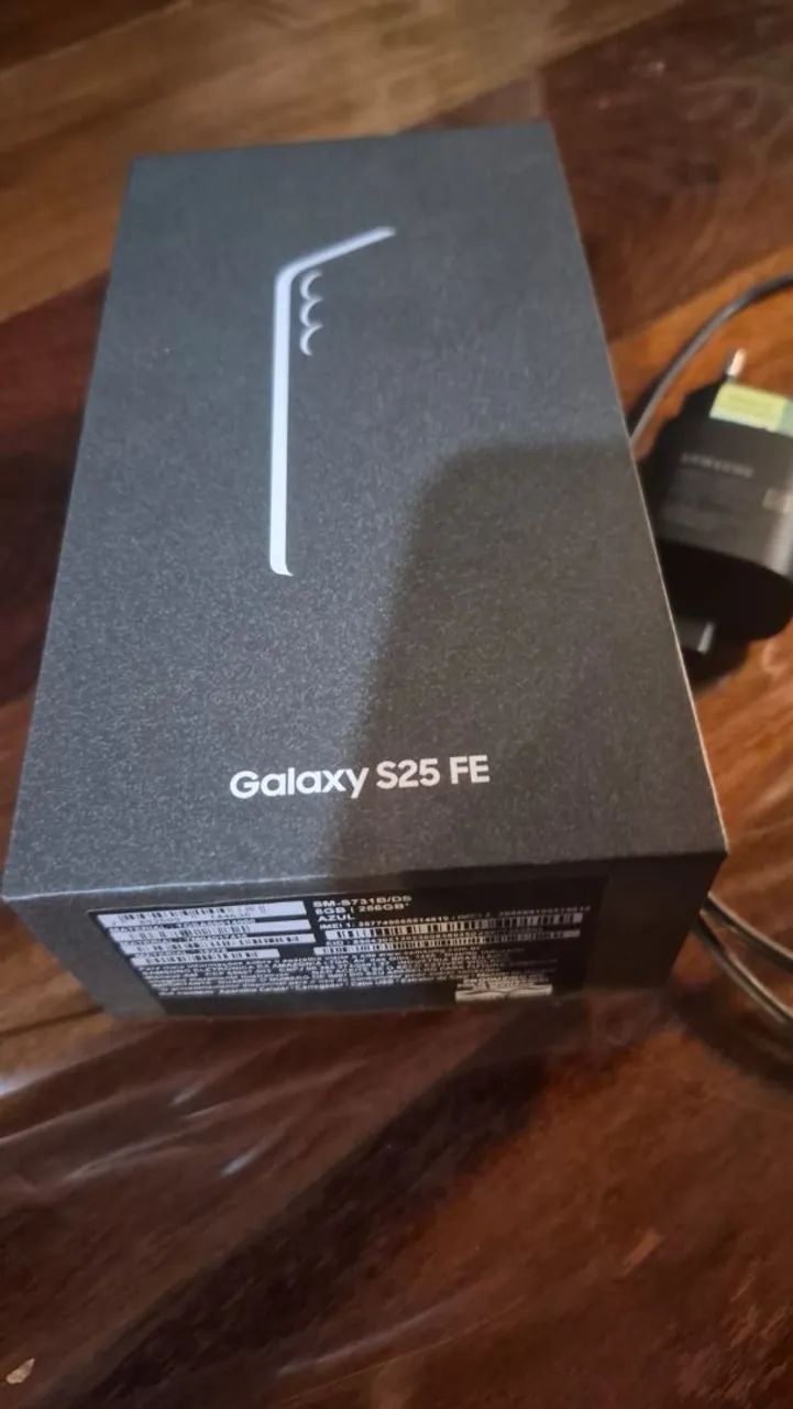 Celular Samsung S25 fe. 256 g