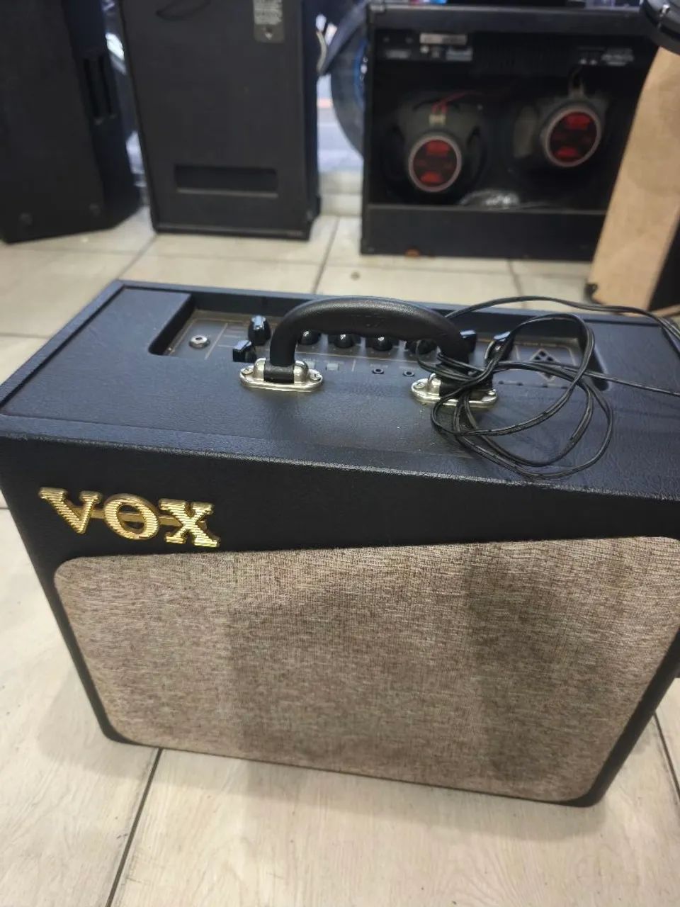 Cubo vox av15 híbrido 