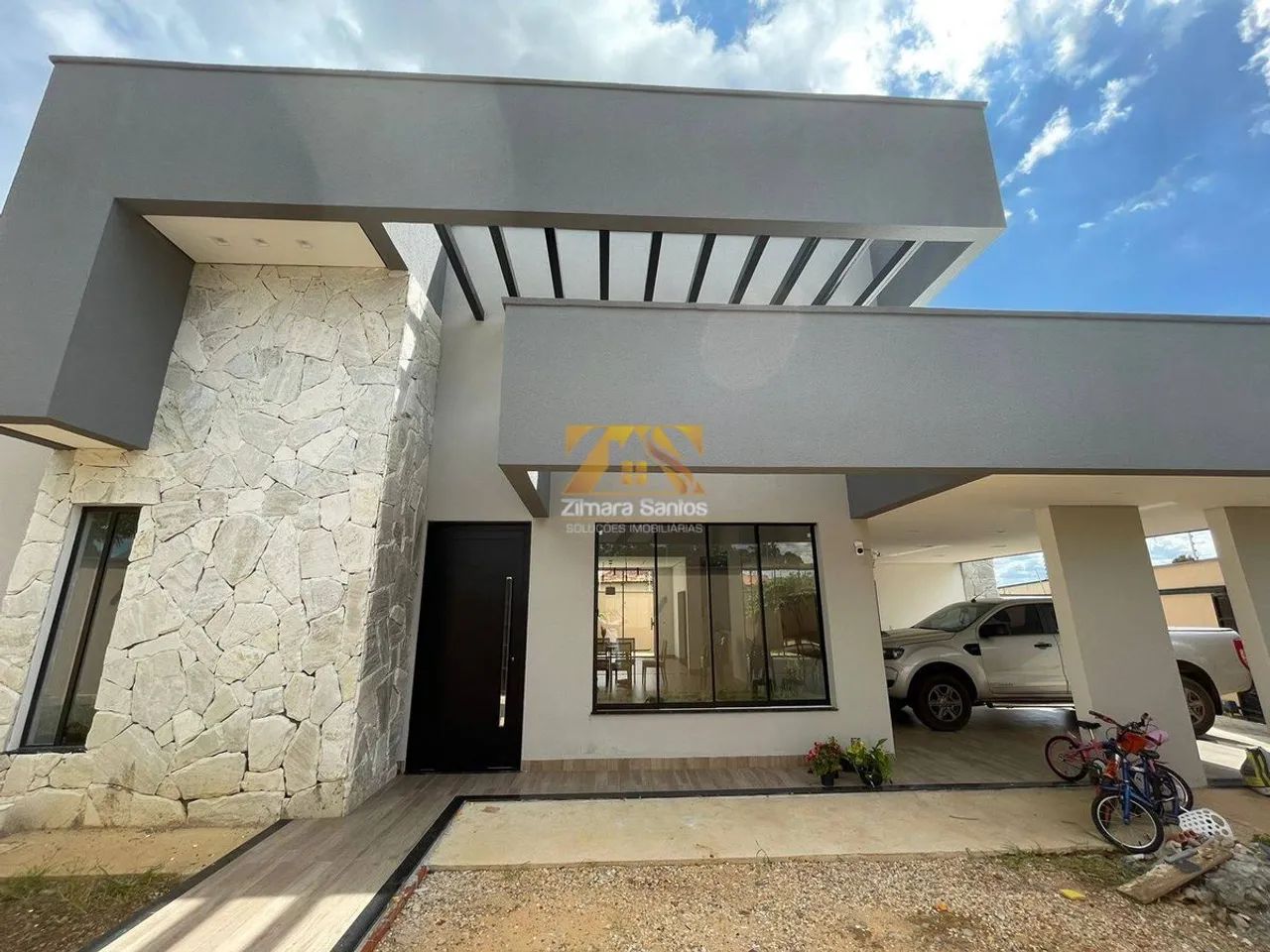 Casa com 3 Quartos à Venda, Centro (Taquaralto) - Palmas