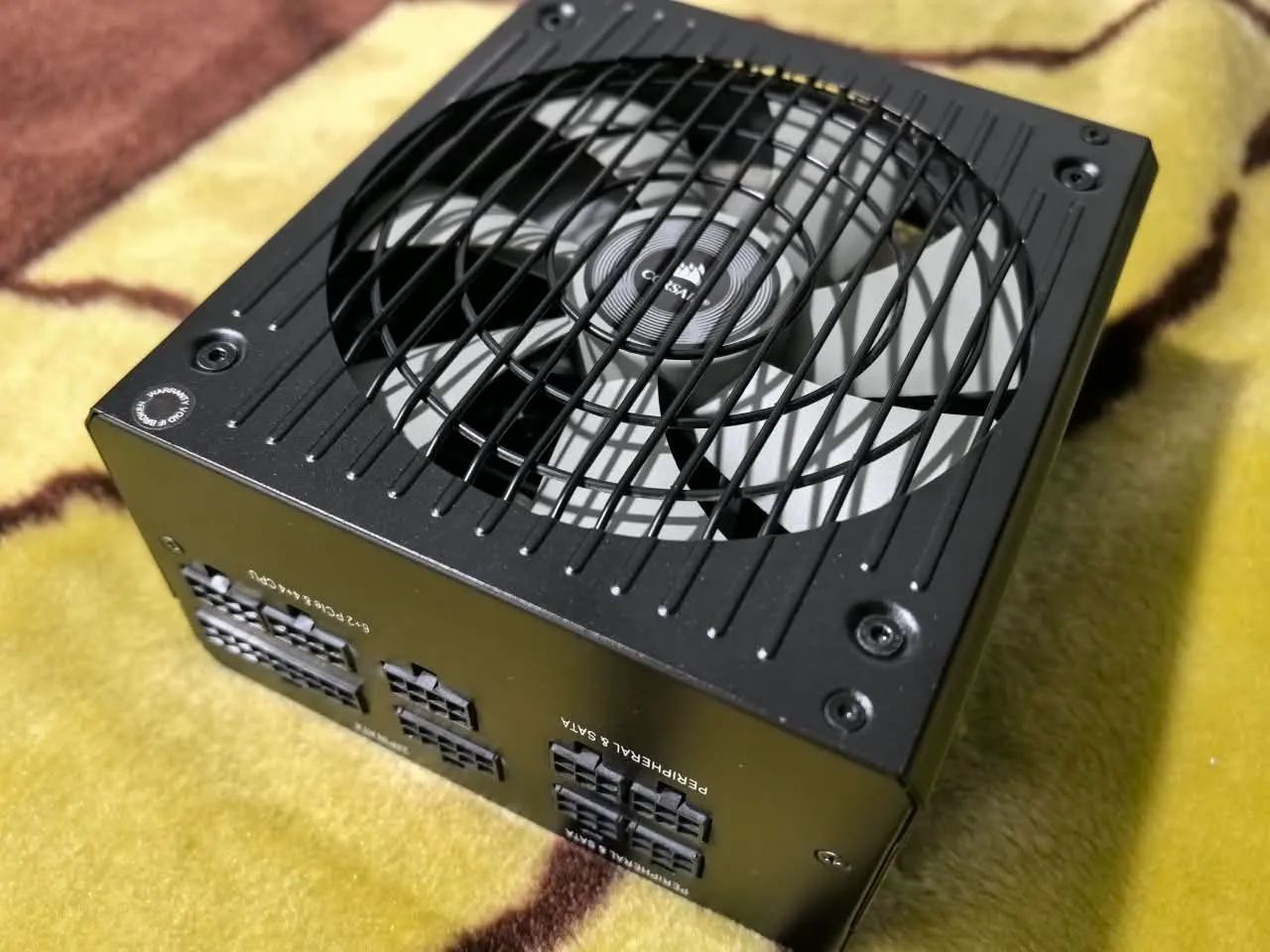 Fonte Corsair 650W 80 Plus Gold Modular RM650x Usada - Foto 4