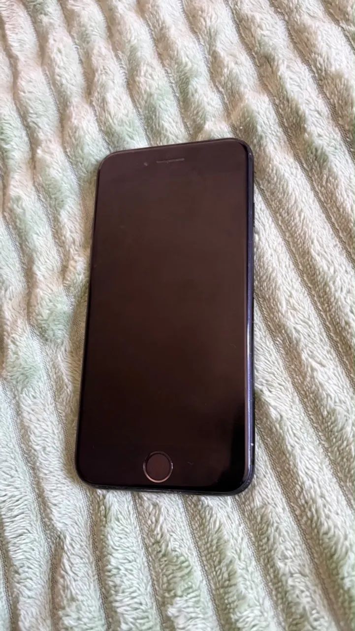 iPhone SE 2020 64gb (para retirada de peça) - Foto 3