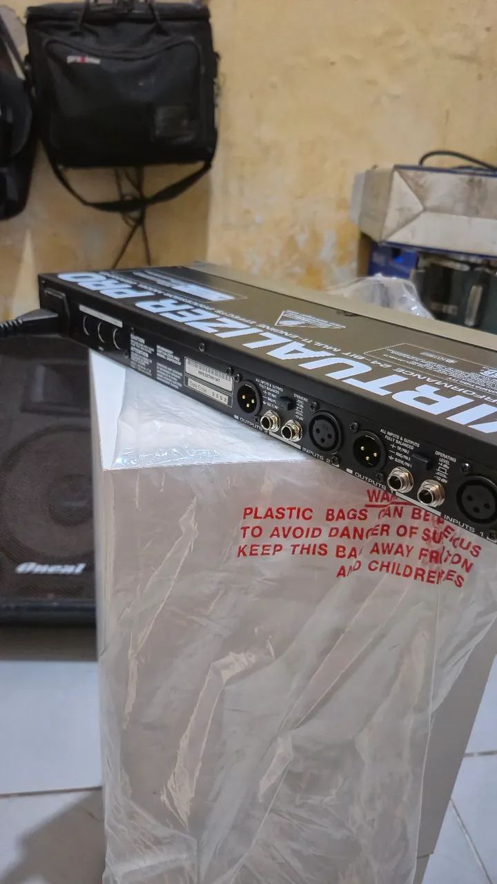 【希少】BEHRINGER VIRTUALIZER PRO DSP2024P Behringer Virtualizer Pro Dsp2024p Processador De Efeitos