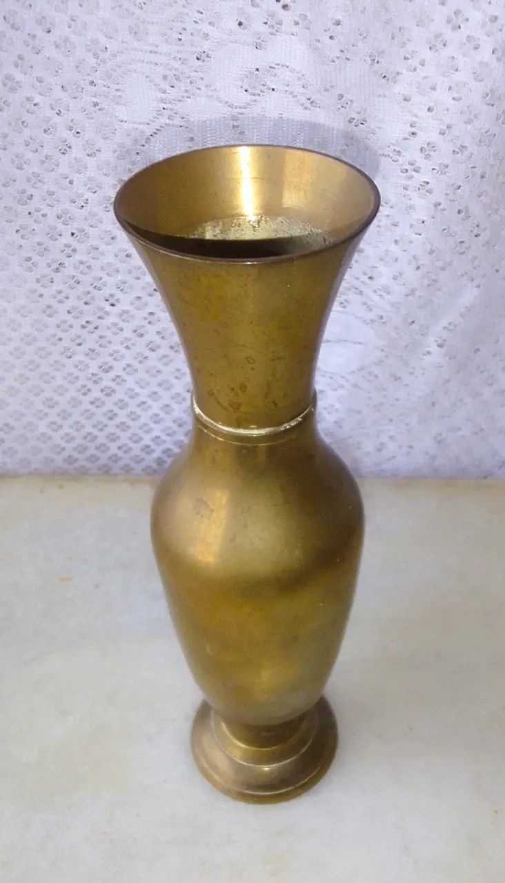 Vaso Floreira bokido em metal dourado* - Foto 6