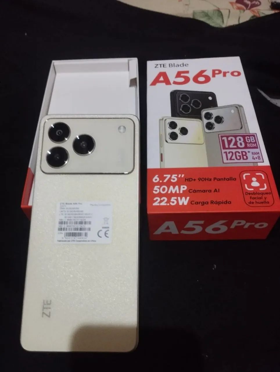 Vendo esse celular novo 