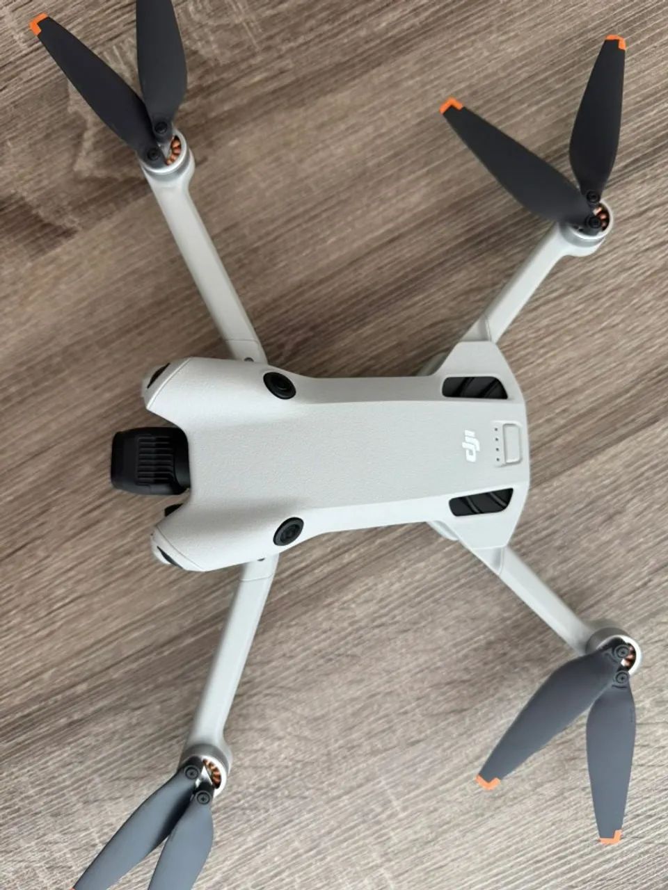 Drone DJI Mini 4 Pro com Controle com Tela (RC 2) - Excelente Estado - Foto 3