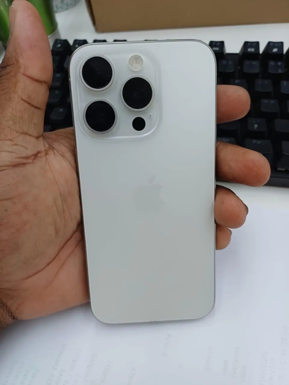 iPhone 15 pro 256GB