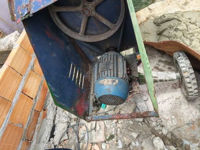 Vende-se betoneira  - Foto 4