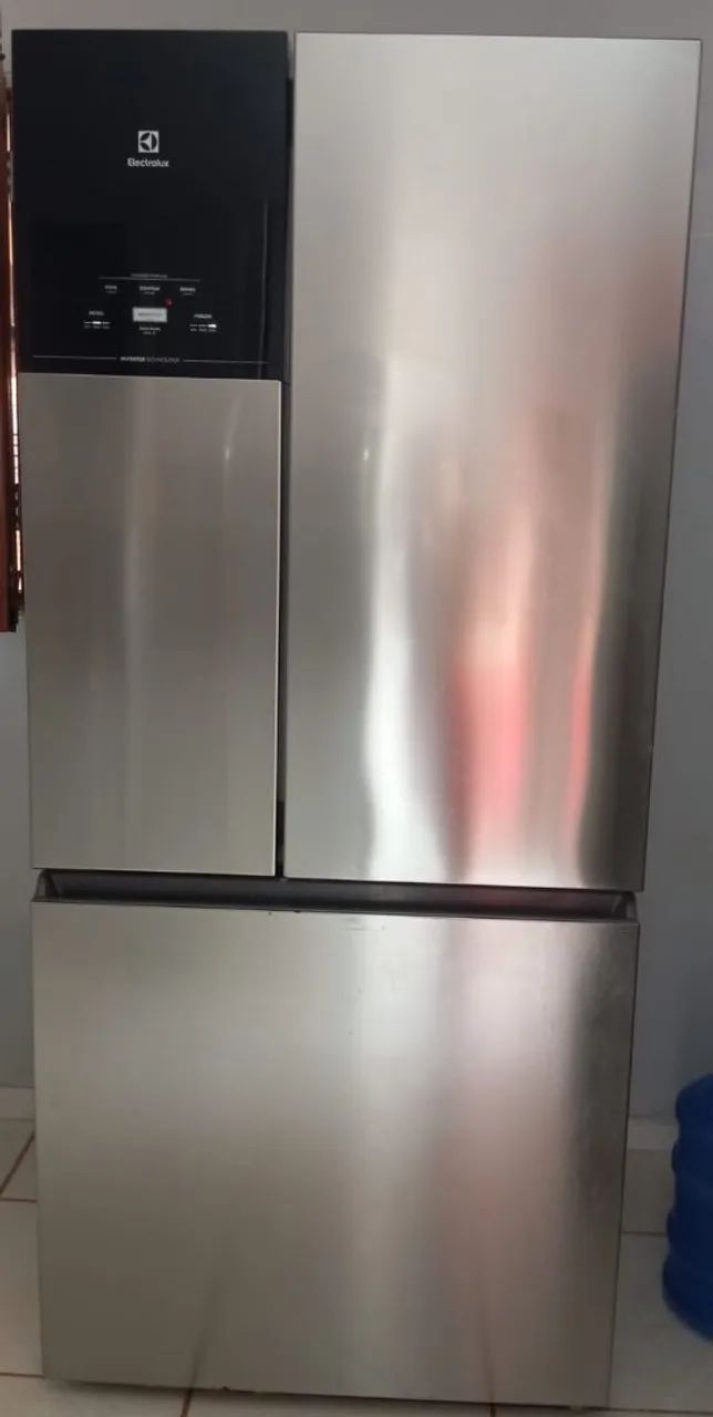 Geladeira Electrolux 3 portas 