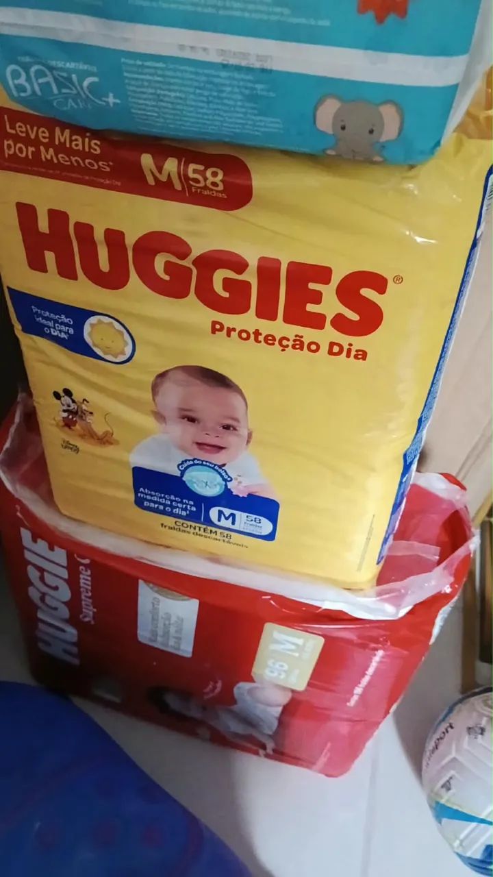 Fraldas M Huggies 