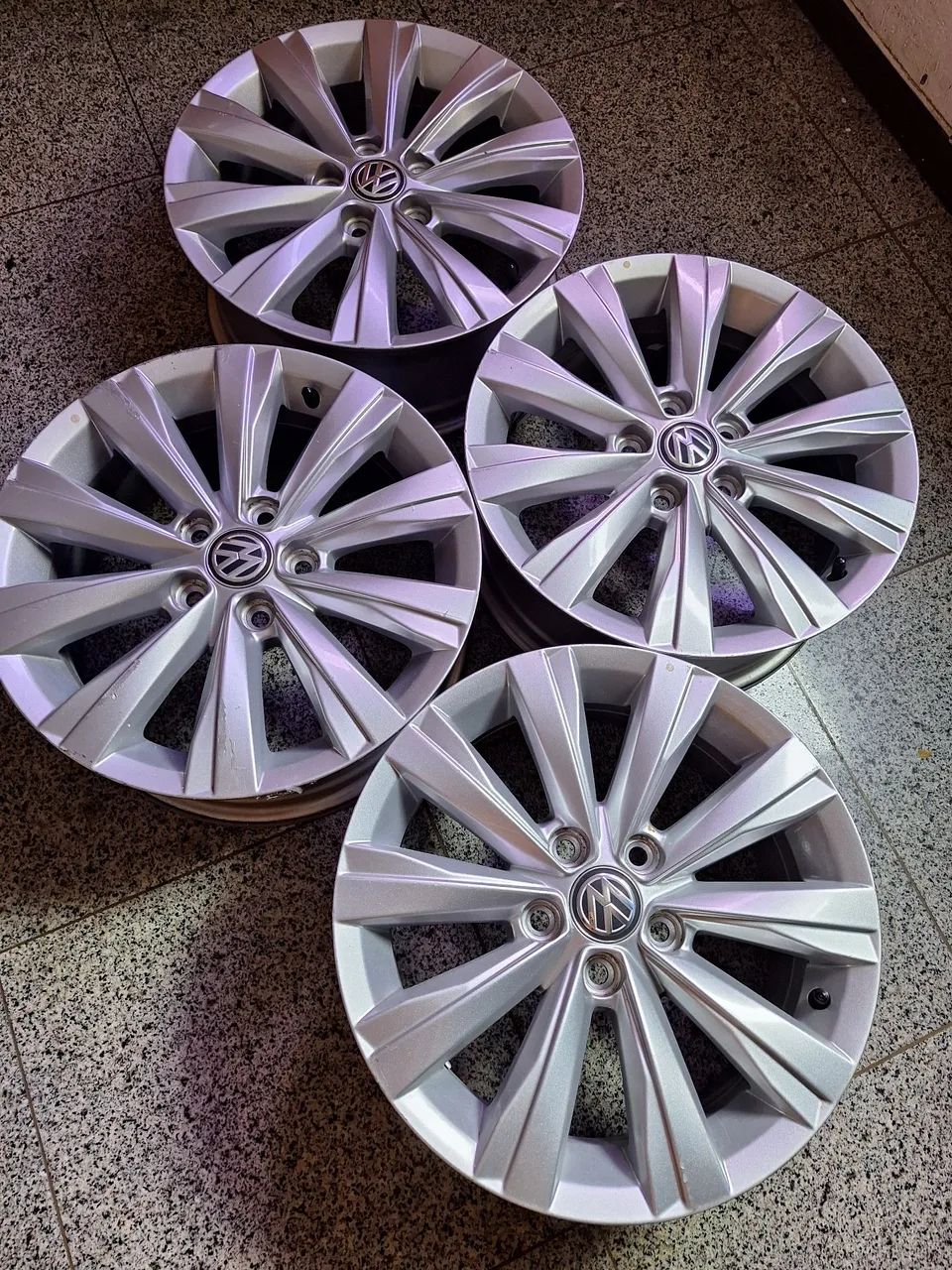 Rodas Originais Volkswagen do Virtus 2021. Serve no Gol sem ser Track. - Foto 2