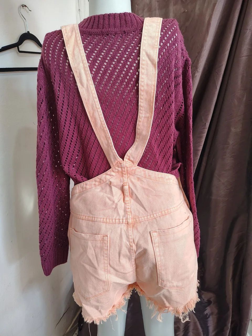 Macacão jeans feminino desapego  - Foto 2