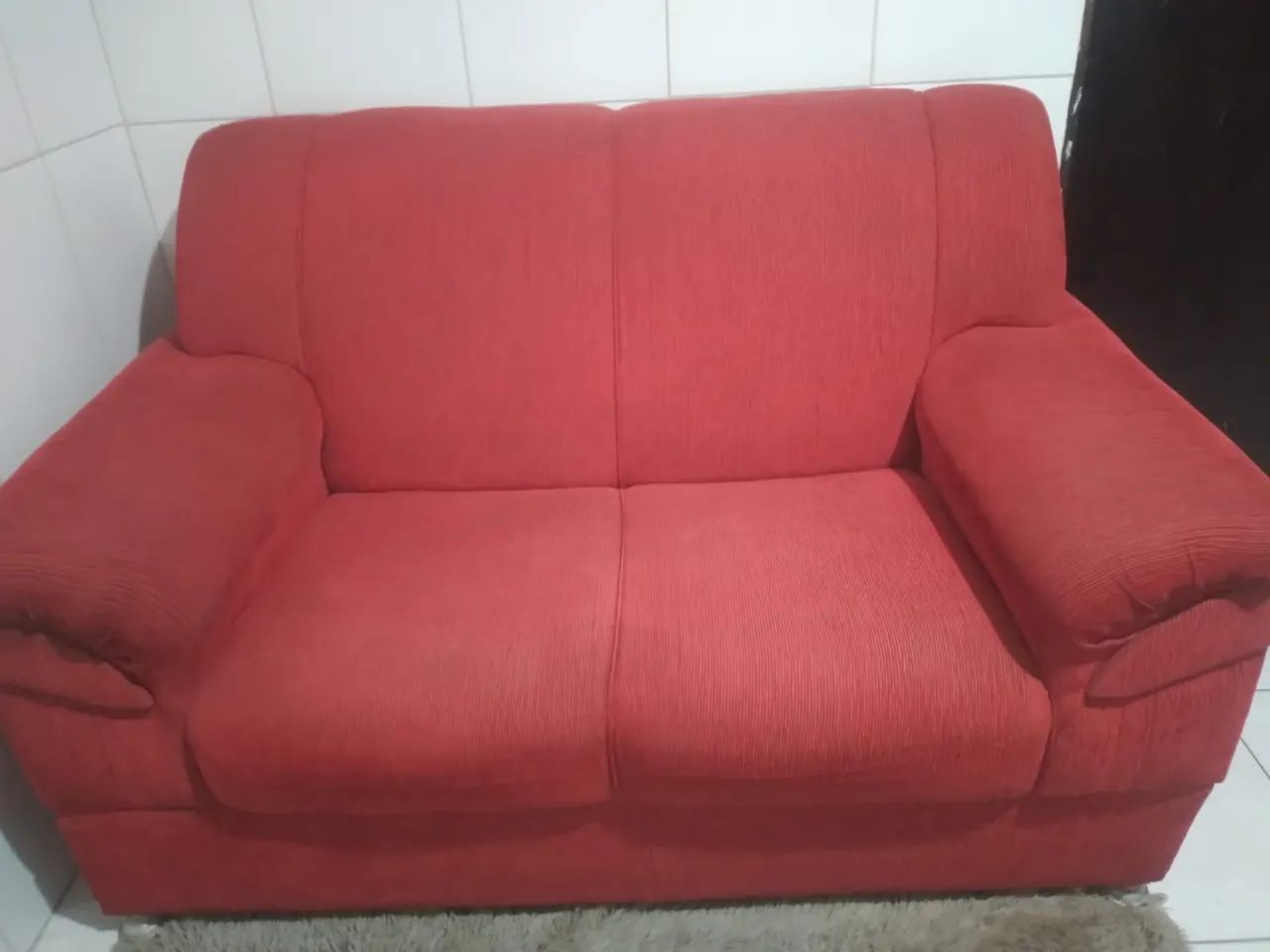 Vendo sofá de 2 lugares  - Foto 2