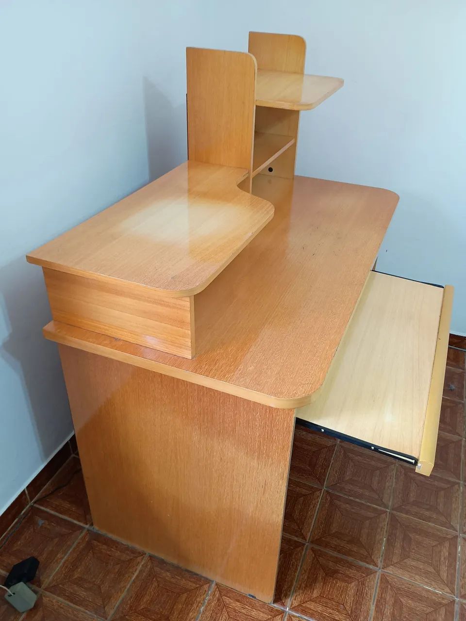 Mesa para computador em madeira  - Foto 2
