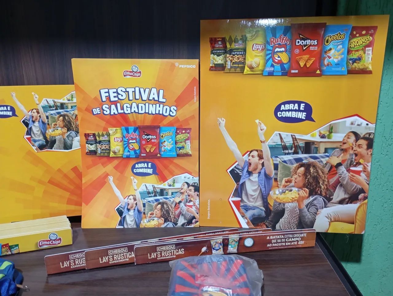 Itens colecionáveis promocional  Elma chips  - Foto 3