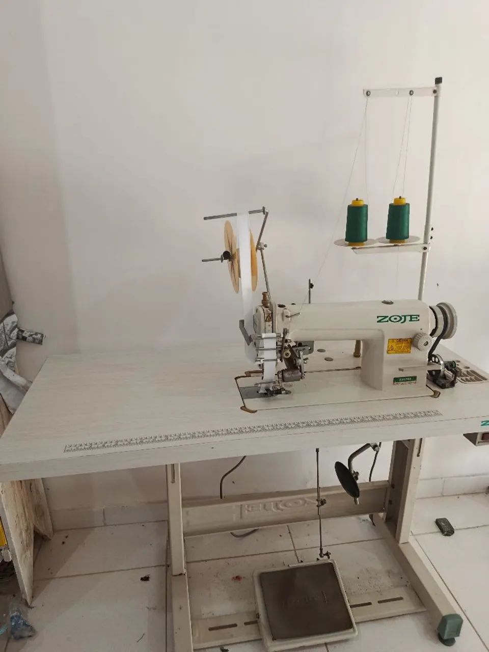 Máquina de costura zoje - Foto 2