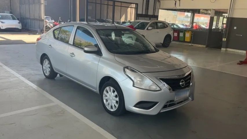 Nissan Versa VERSA V-DRIVE 1.0 12V Flex Mec. 2021