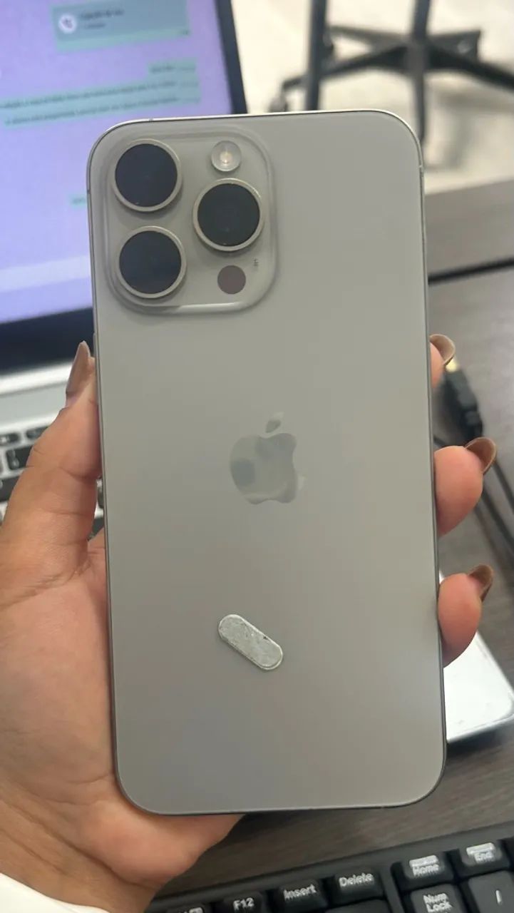 iPhone 15 pro Max - Foto 2