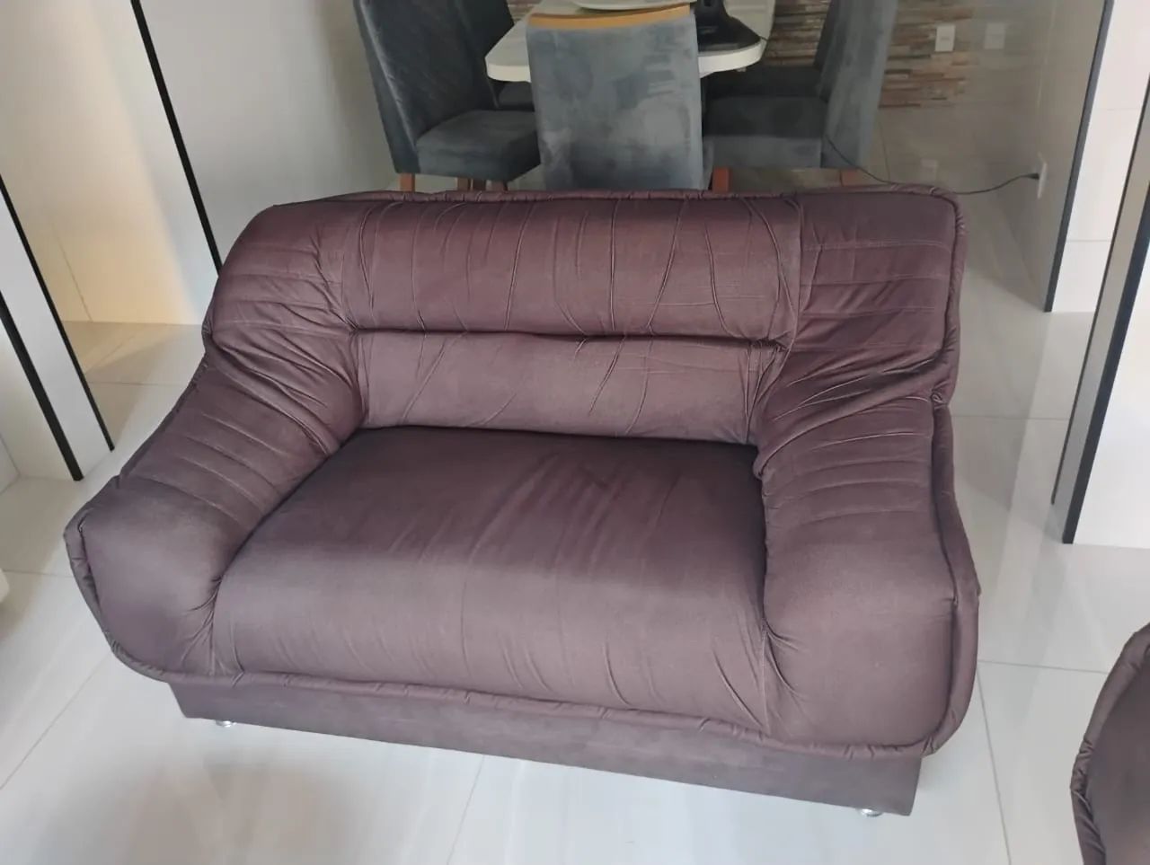 VENDO JOGO DE SOFÁS - R$ 600,00 - Foto 2