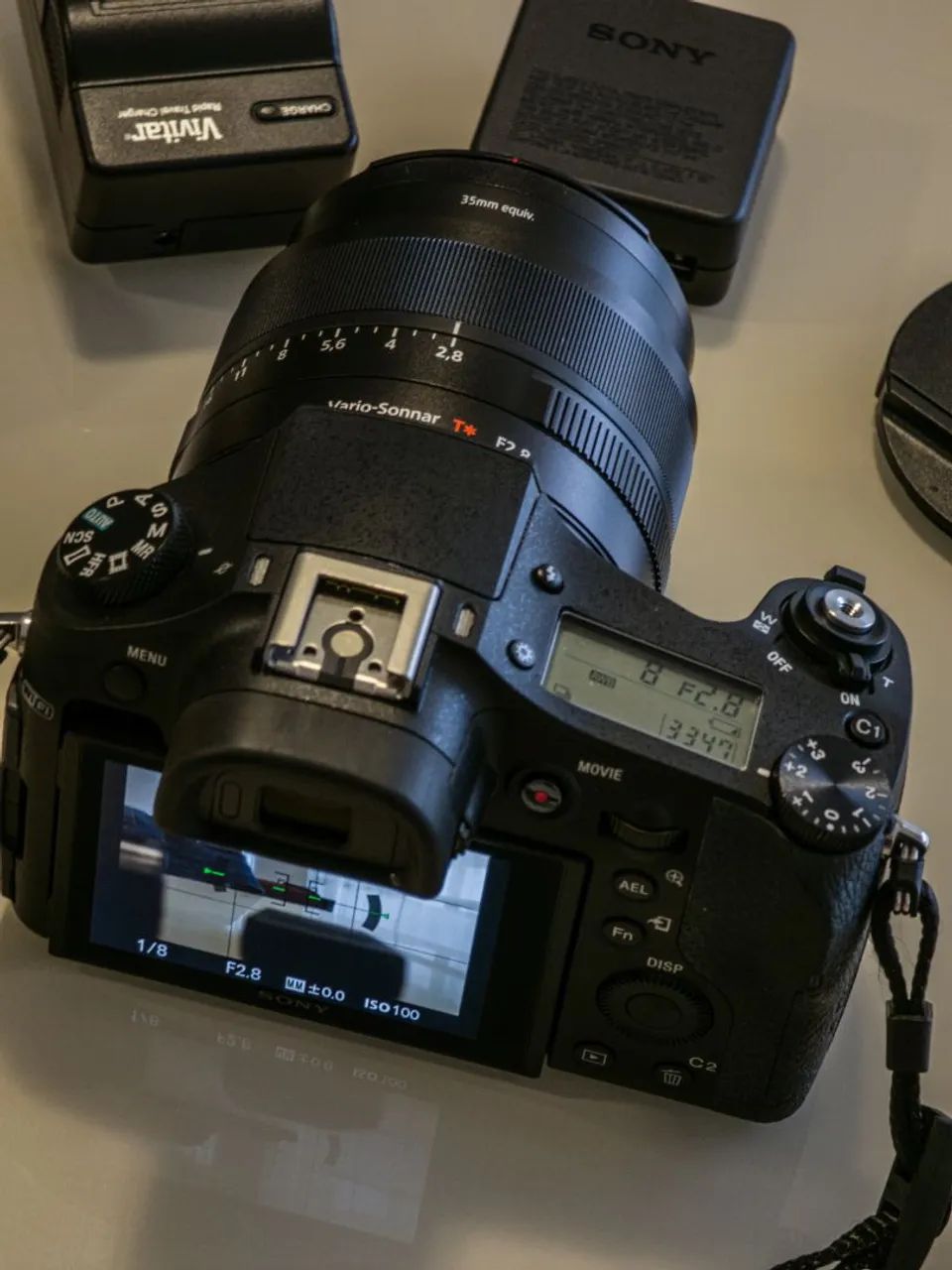 [SÓ VENDA] Câmera Sony RX10 Mkii Perfeito Estado S-log2 4K Lentes Zeiss - Foto 2