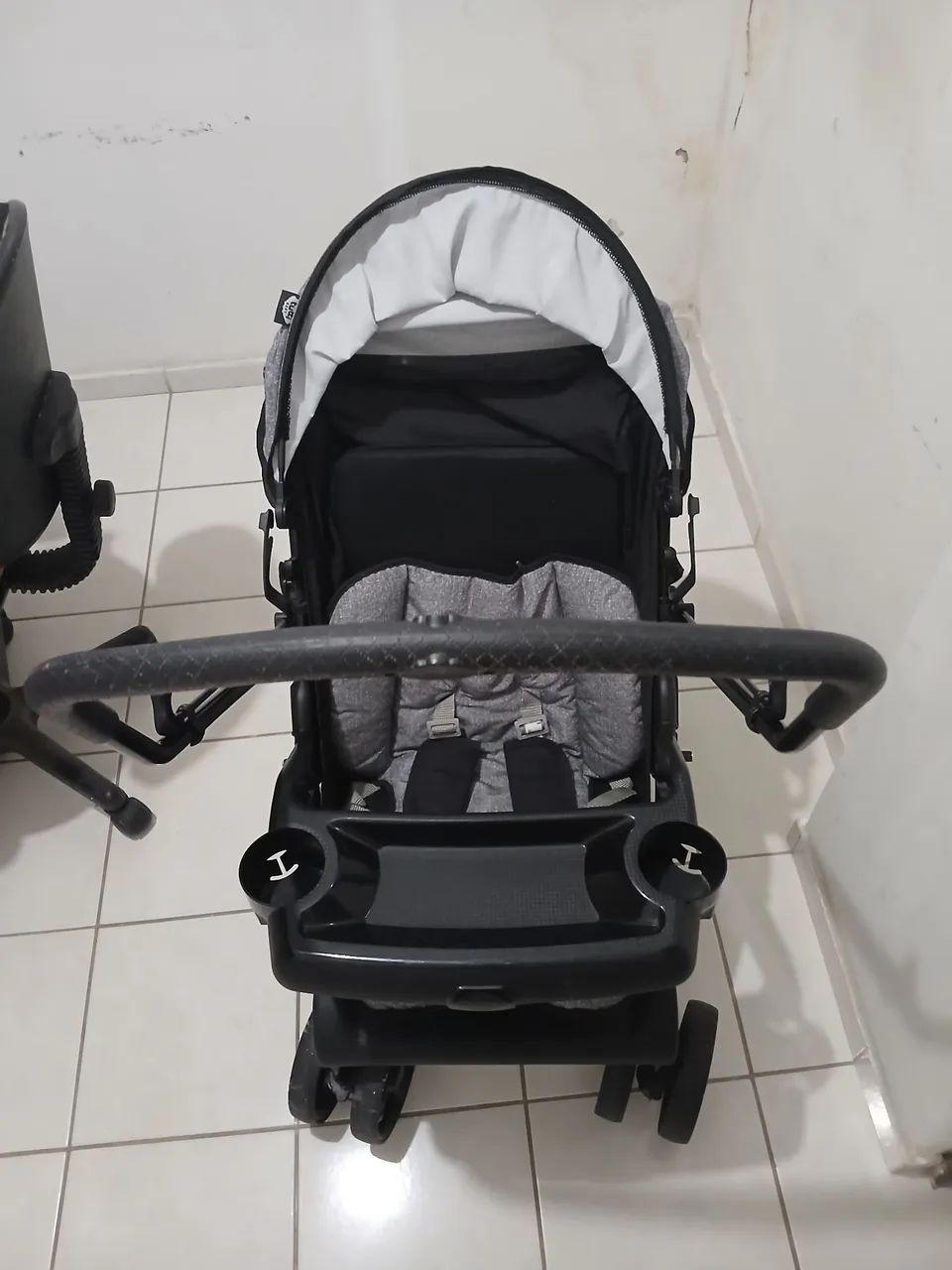 Carrinho de bebê unissex - Foto 2