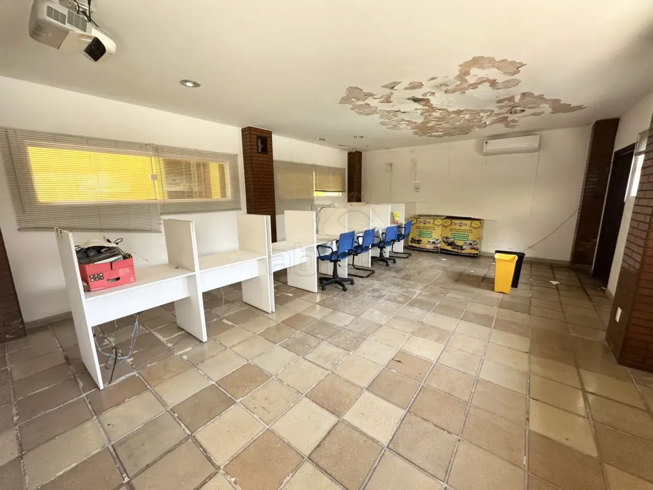 Prédio Comercial Moderno e Estratégico - Foto 4