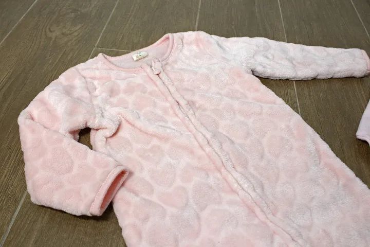 Macacão plush + body rosa - Foto 2