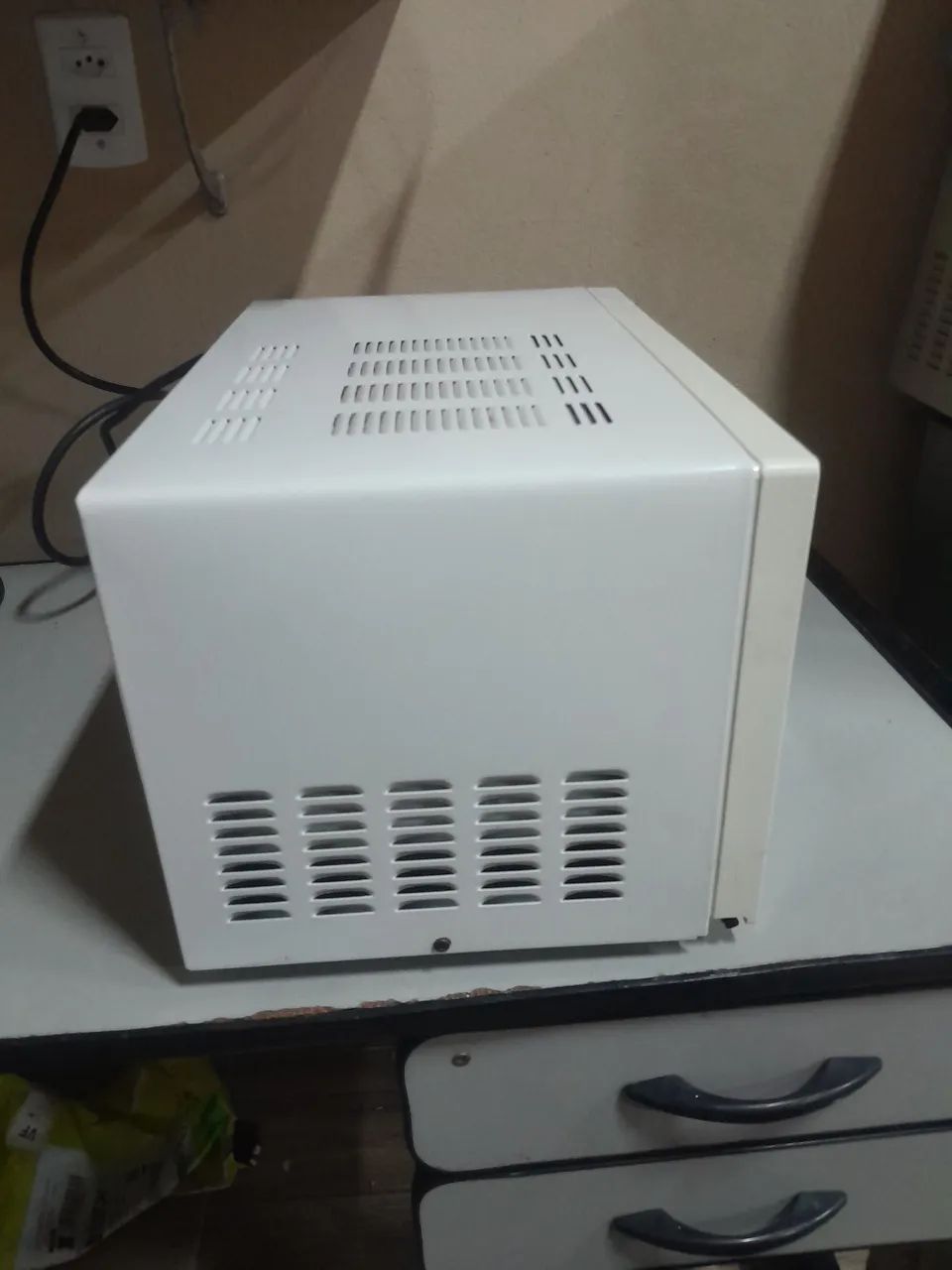 Microondas Philco 127v - 24 L - Foto 4