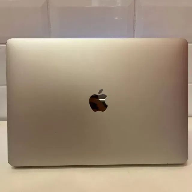 MacBook Air M1 - 8Gb Ram - SSD - A2337 - Foto 5