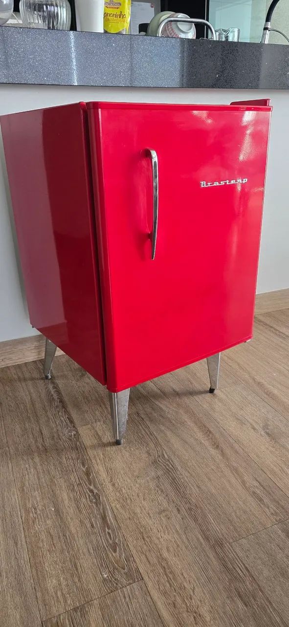 Frigobar retrô Brastemp 
