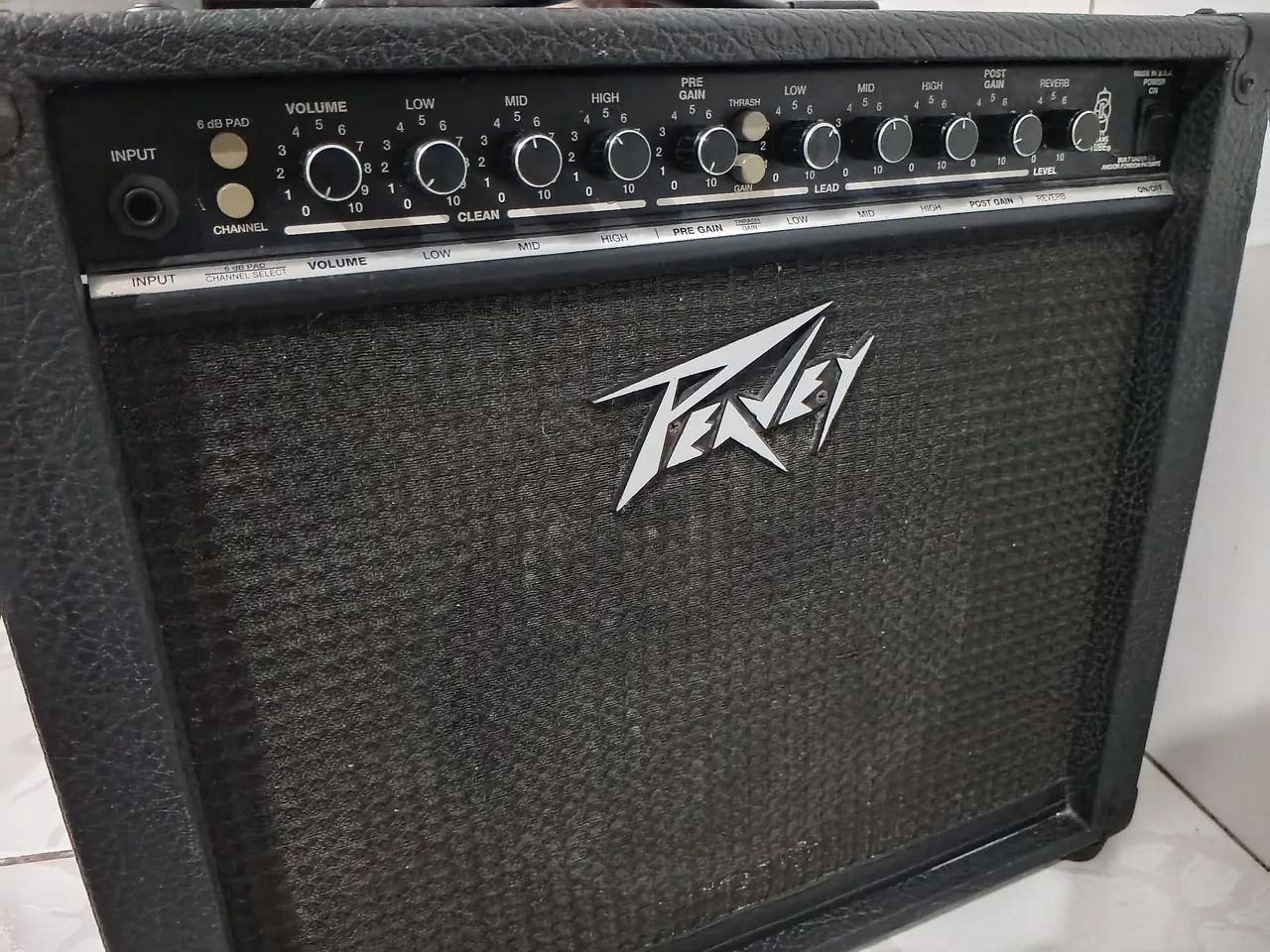 Amplificador peavey envoy  - Foto 2