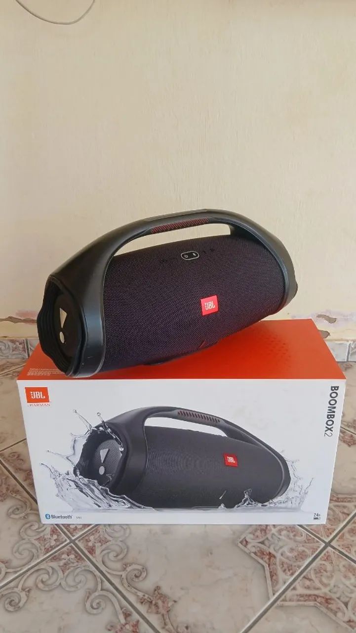 Vendo JBL BOOMBOX 2 semi nova com pouco uso  - Foto 2