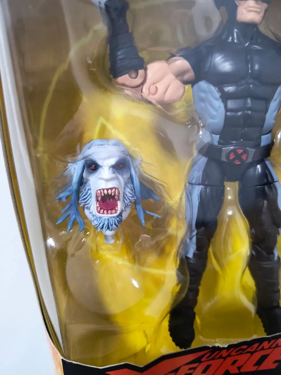 Wolverine X-force Marvel legends  - Foto 2