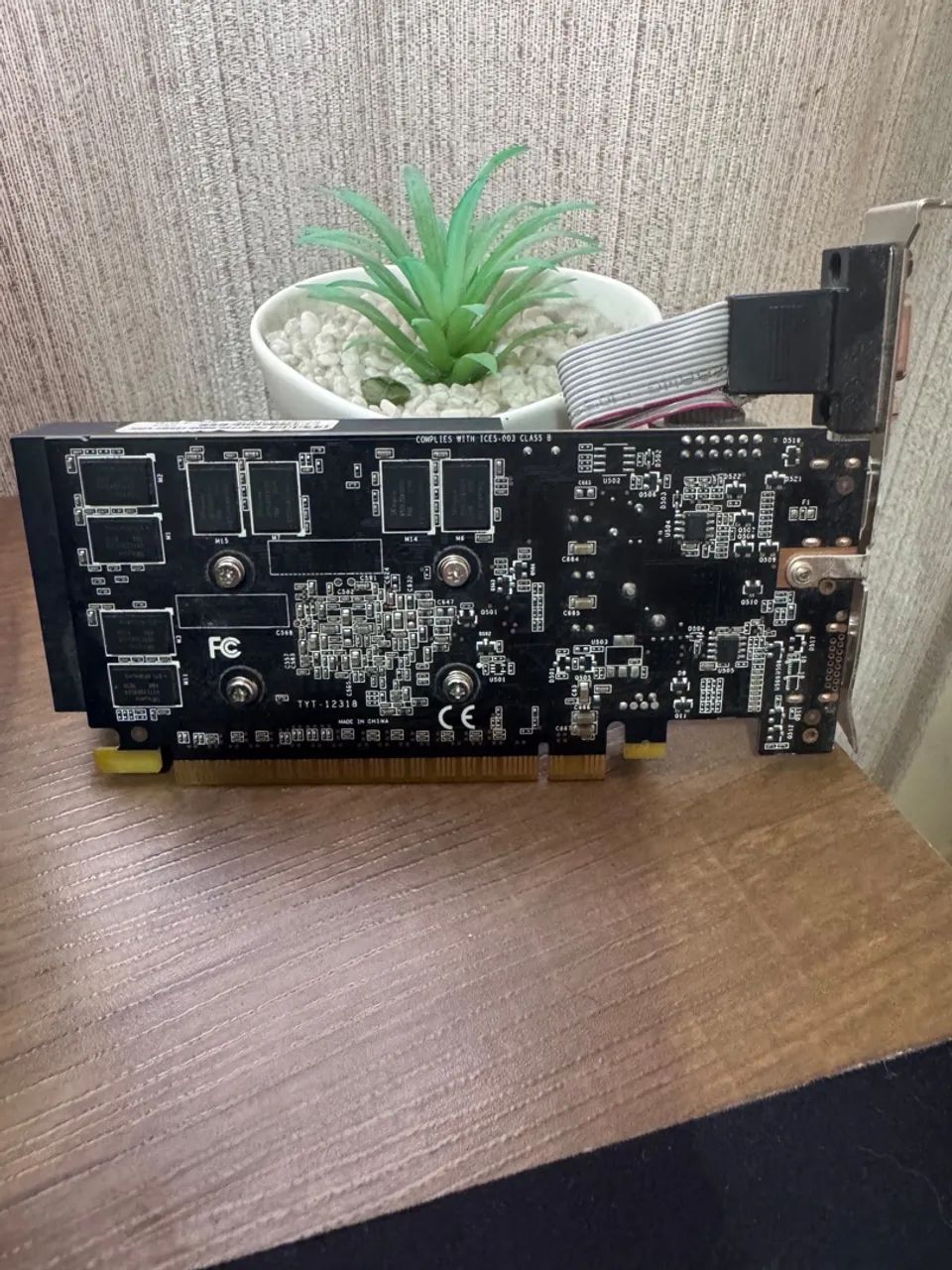 Placa de Vídeo CLANW - GT 730 4GB - Foto 3
