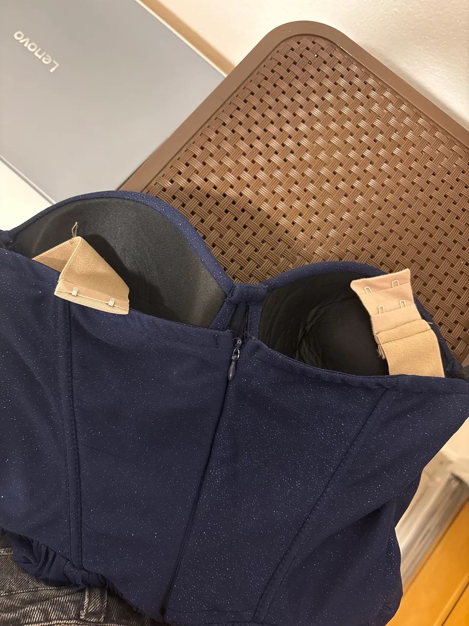 Vestido de festa azul com brilhos - Foto 4