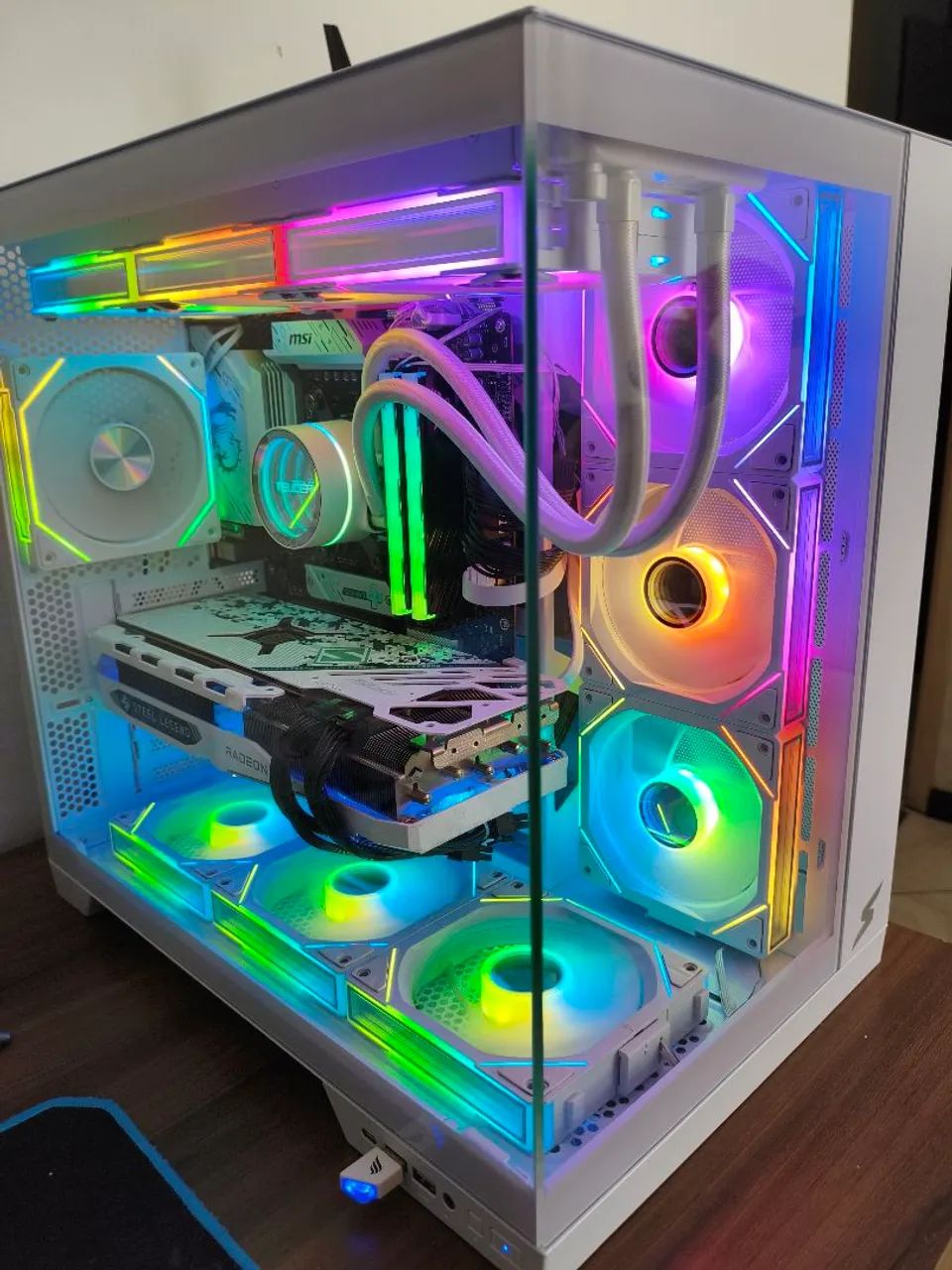 Pc gamer Ryzen 7 9800x3d RX 7900 GRE - Foto 4