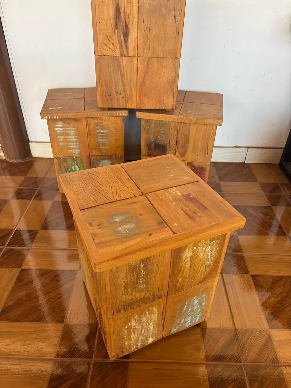 Banco quadrado em madeira Brasília DF - Foto 4