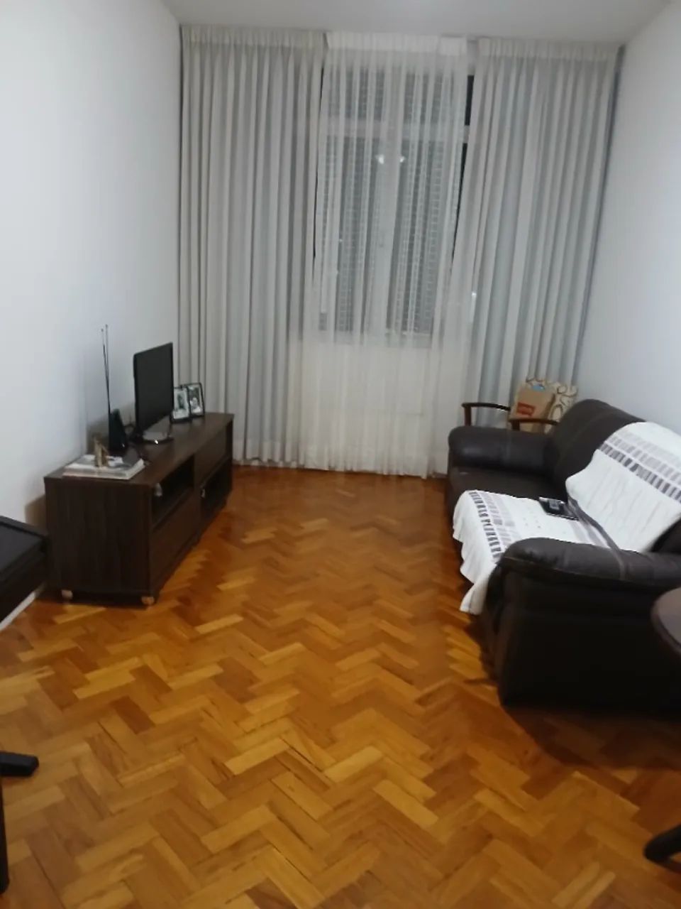 Sofa Couro 3 lugares - Foto 2