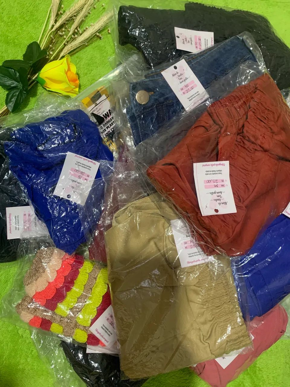 Roupa feminina 25,00 e 20,00 reais!!! 