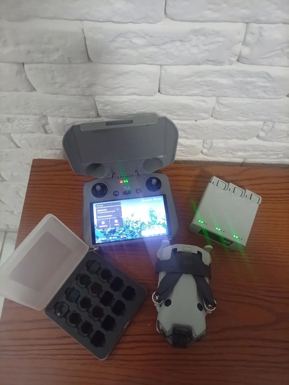 Drone DJI Mini 4 PRO Fly More Combo Plus - Foto 4