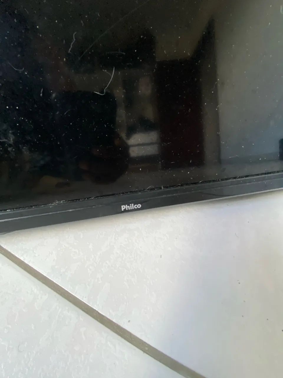 Tv e celular para retirar peças tem conversa no valor  - Foto 3