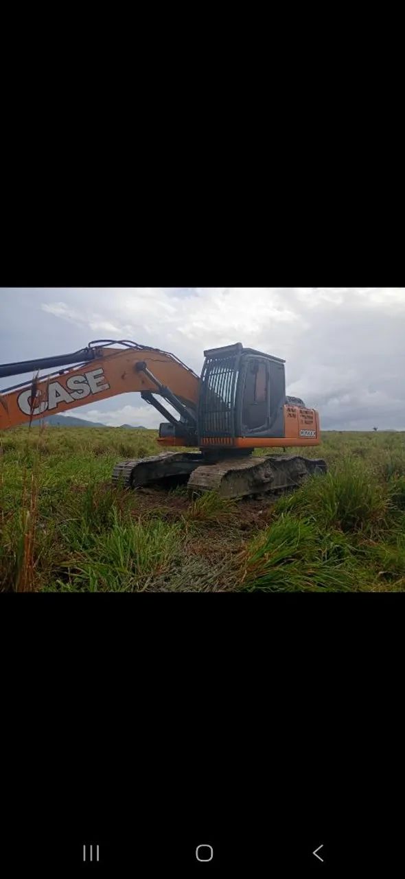 Retroescavadeira case cx220c02  - Foto 5