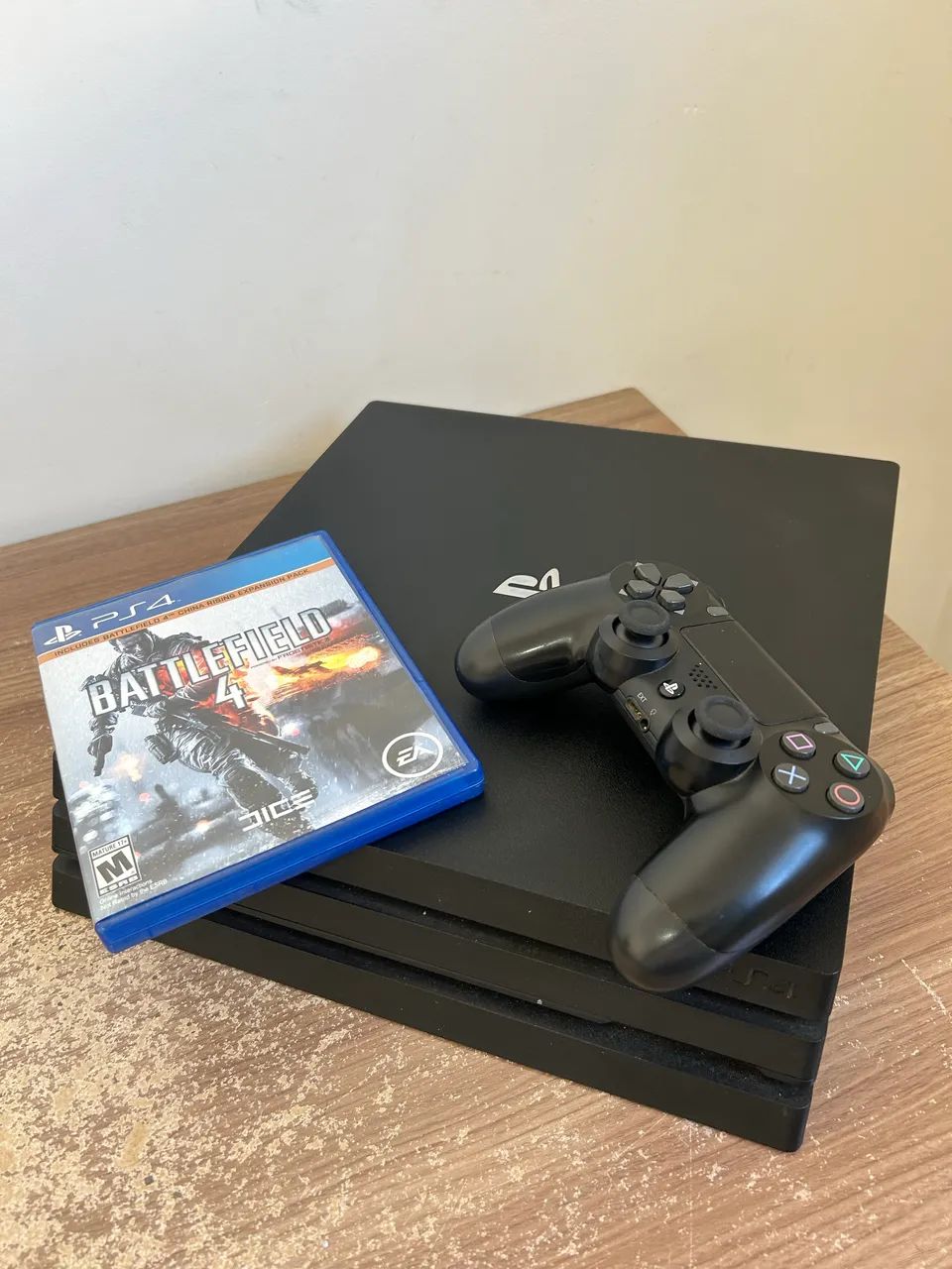 Ps4 Pro em perfeito estado  - Foto 2