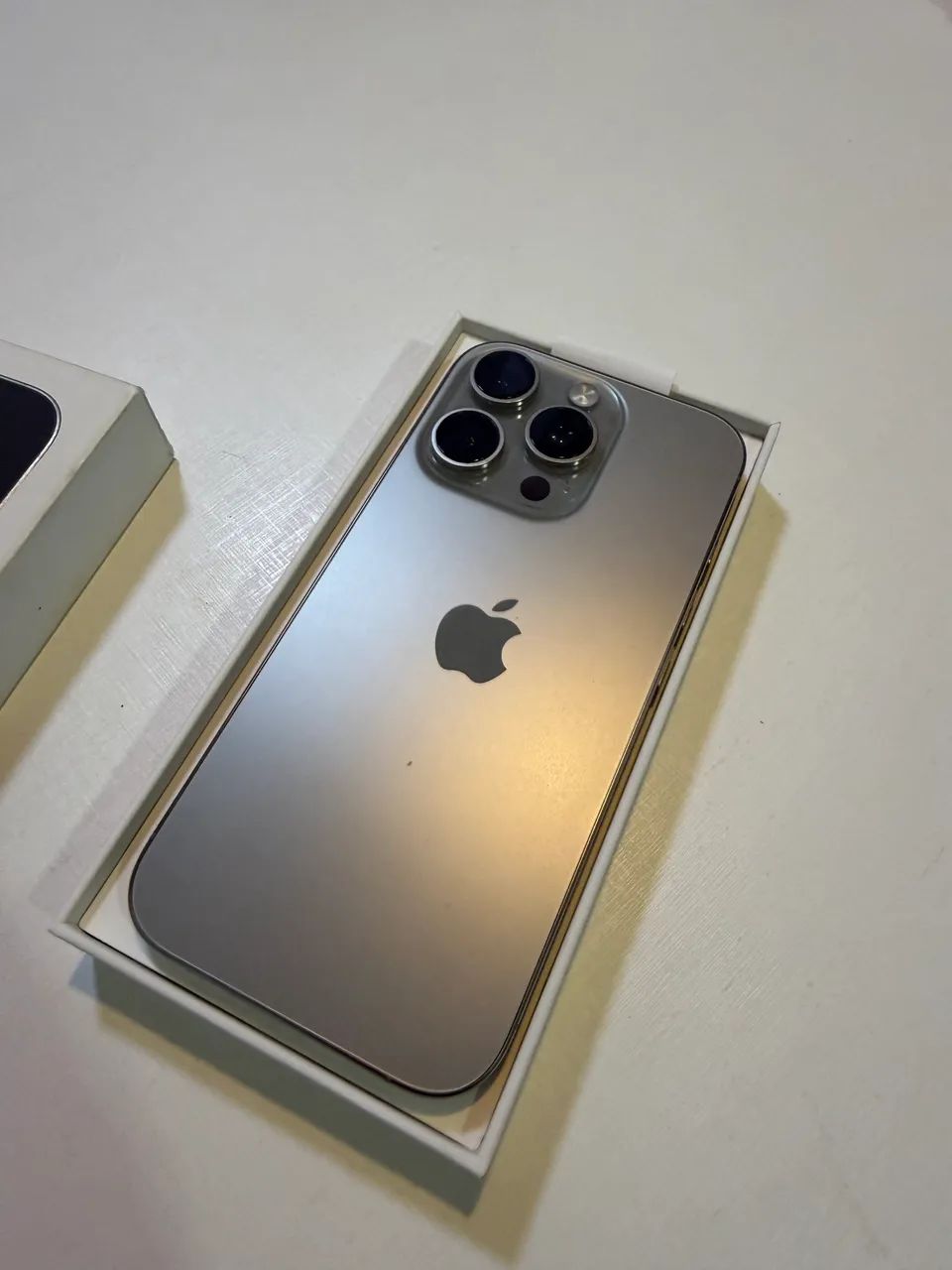 Apple iPhone 16 Pro 256GB Natural Titanium - Foto 3