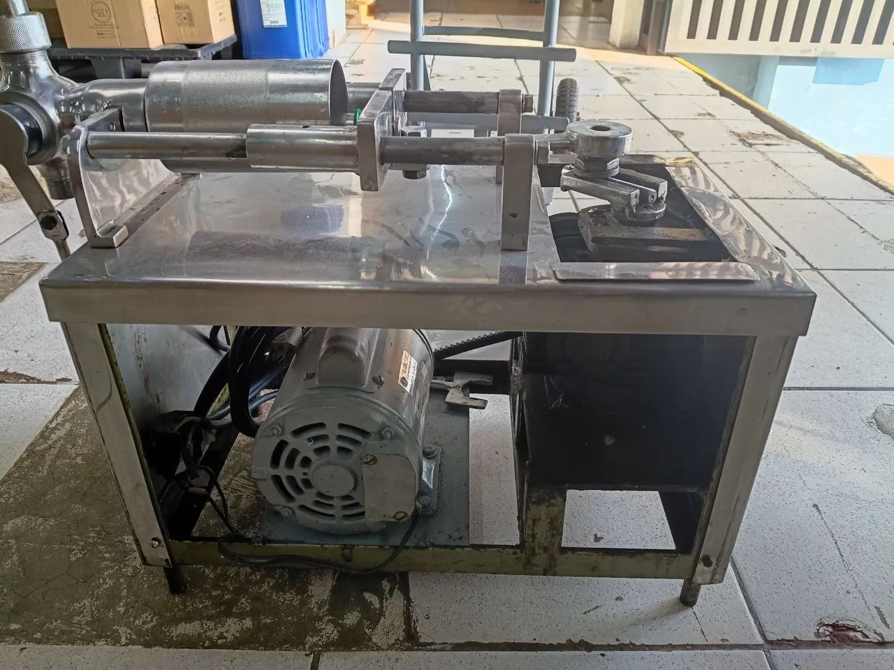 Máquina envasadora inox a pistão  - Foto 2
