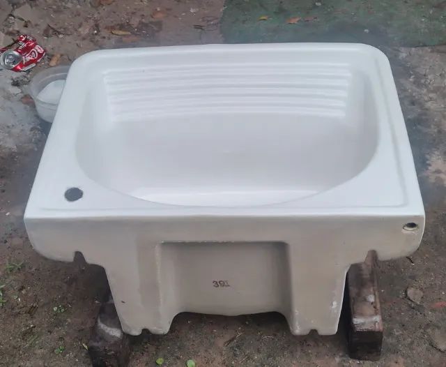 Tanque de louça deca